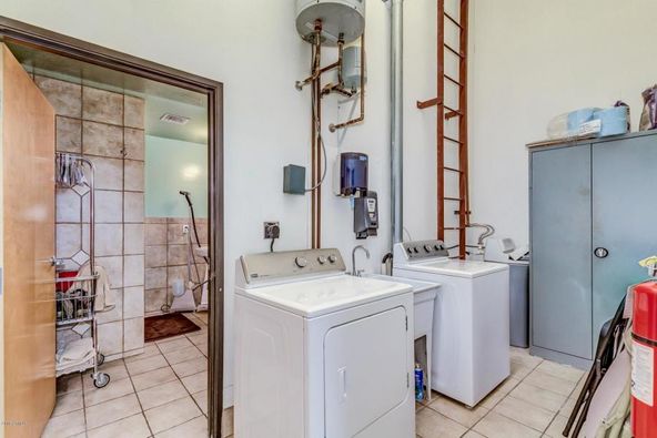7118 W Frier Dr, Glendale, AZ 85303
